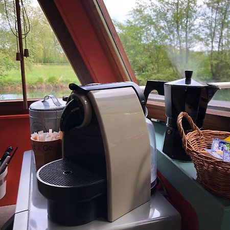 Peniche Hollandaise Cosy Hotel Dole Bagian luar foto