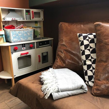 Peniche Hollandaise Cosy Hotel Dole Bagian luar foto
